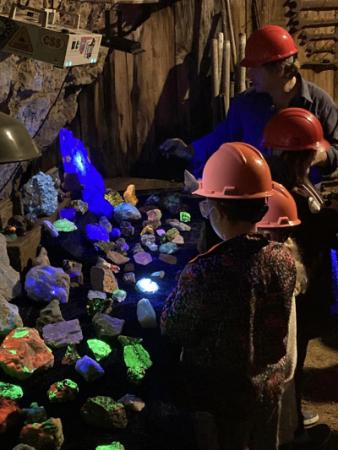 UV Light Prospecting Photo