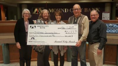 Mound City Bank donation photo