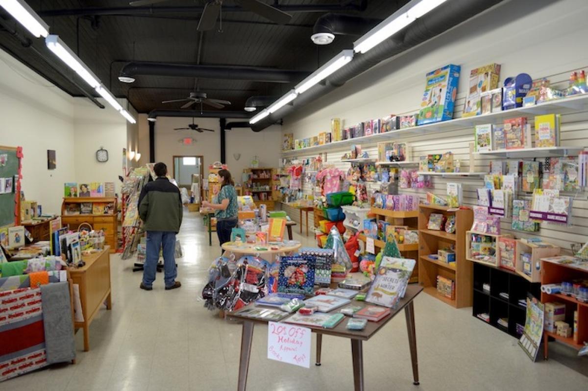 Shopping Local This Holiday Season
